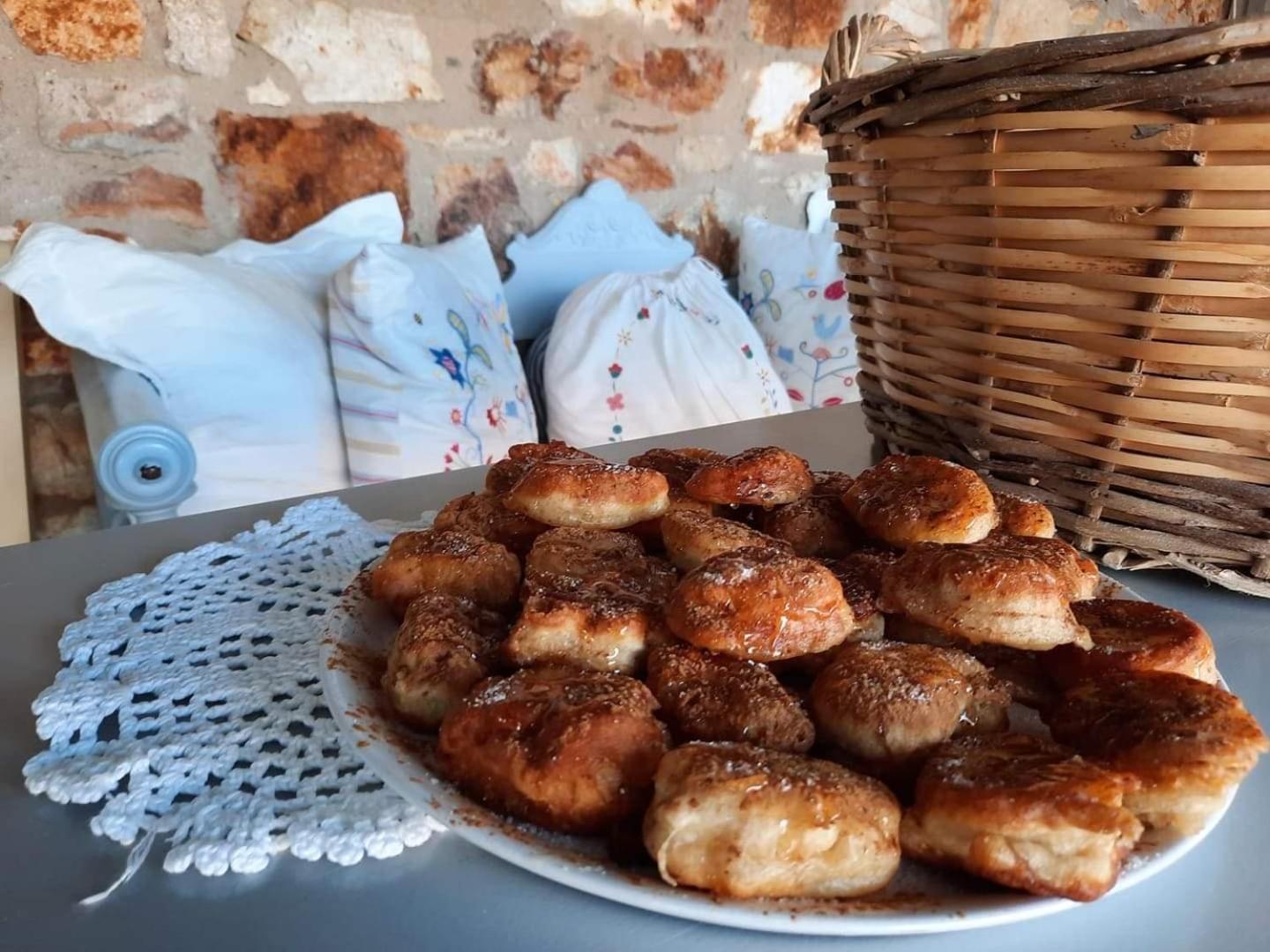 Amfitriti Serifos Livadi  Bagian luar foto