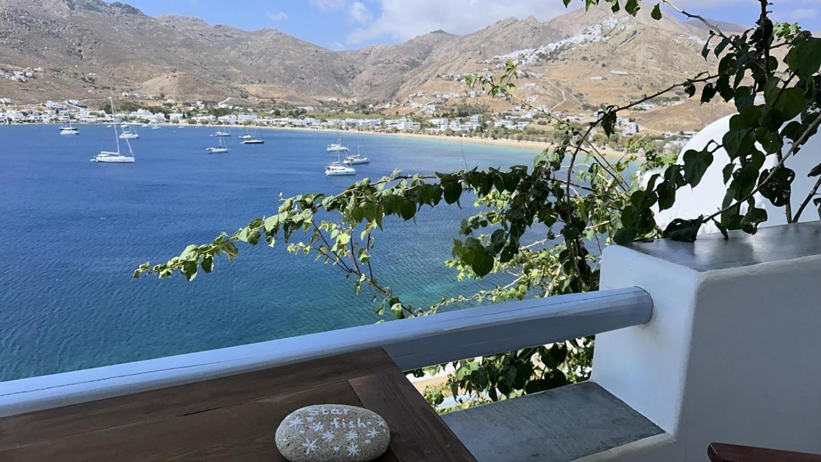 Amfitriti Serifos Livadi  Bagian luar foto