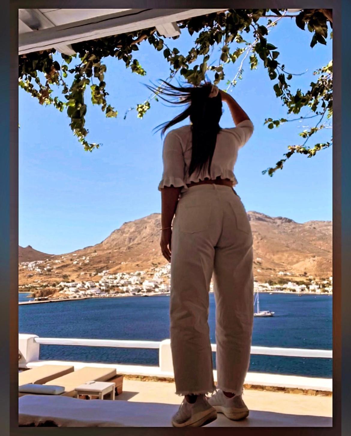 Amfitriti Serifos Livadi  Bagian luar foto