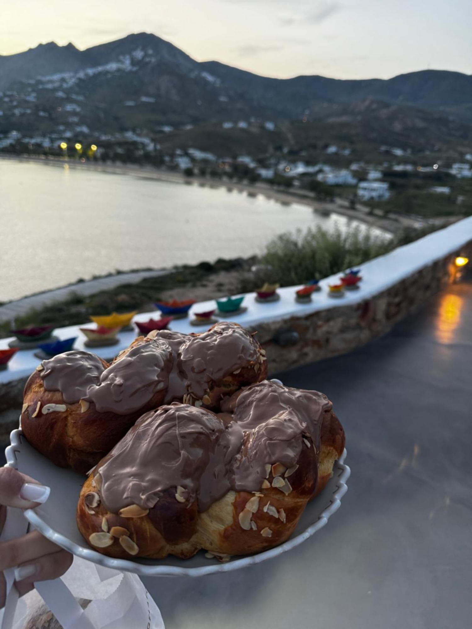 Amfitriti Serifos Livadi  Bagian luar foto