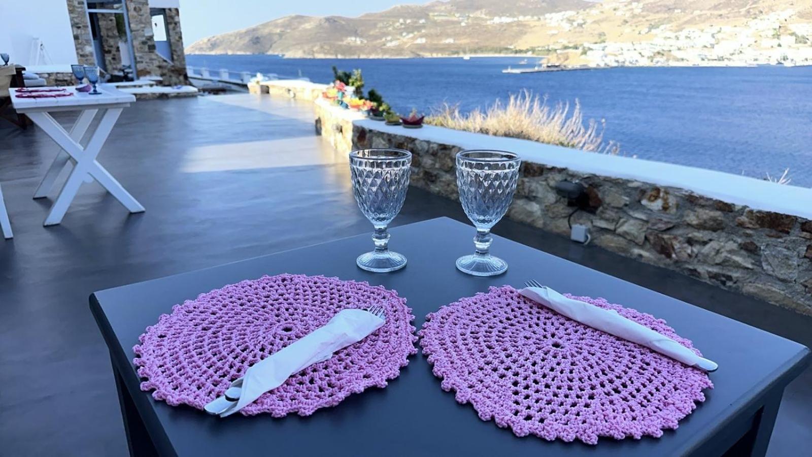 Amfitriti Serifos Livadi  Bagian luar foto